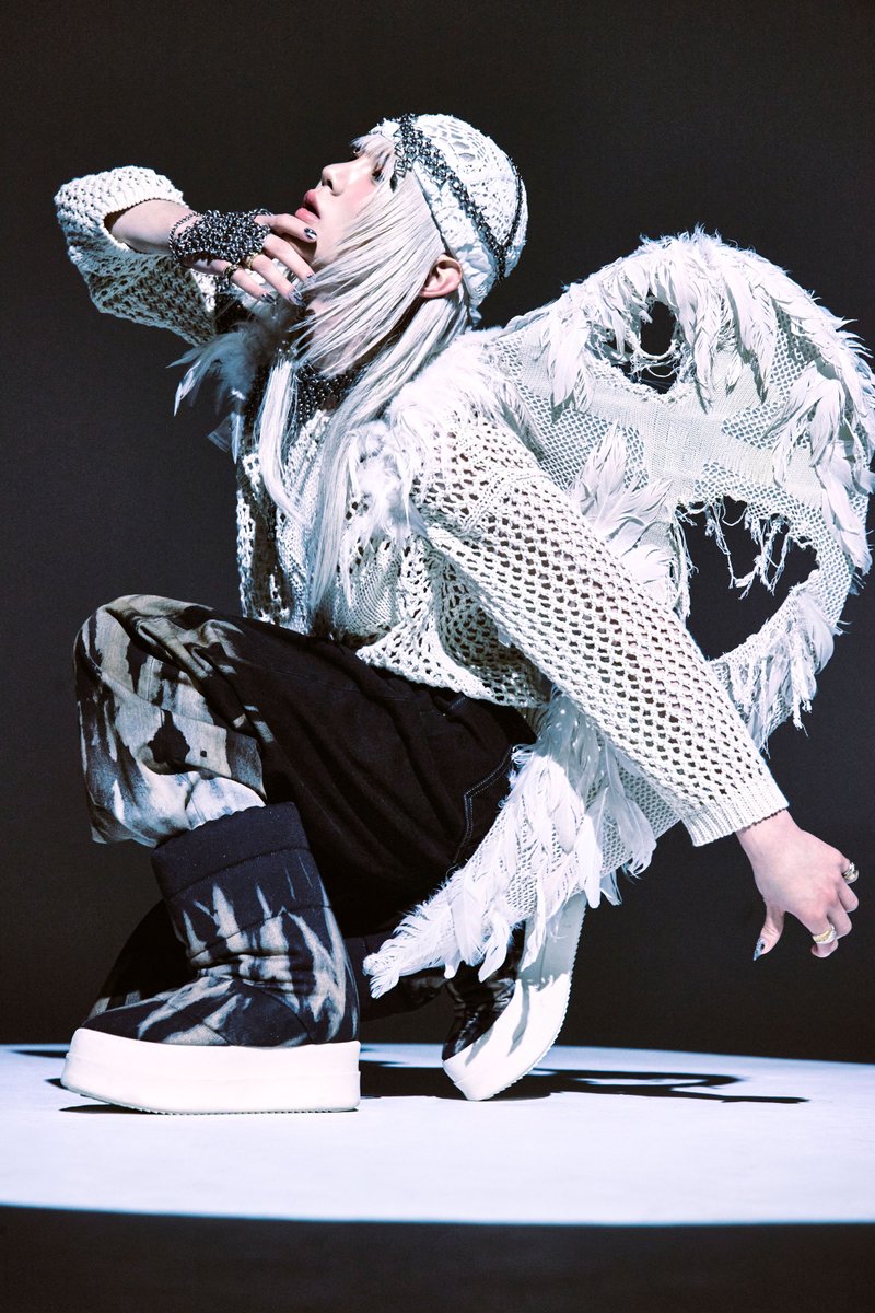 In the eye 

KEY 키 The 3rd Album 【HUNTER】 
➫ 2025.08.11 6PM (KST)

💿KEY.lnk.to/HUNTER 
🔗youarethehunter.com  

#KEY #키 
#HUNTER #KEY_HUNTER  
#SHINee #샤이니