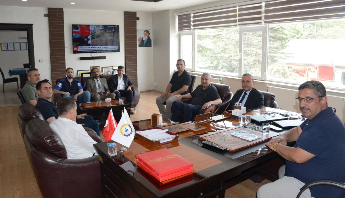 Tatvan Tso (@tatvantso) on Twitter photo Bitlis Eren Üniversitesi (BEÜ) Rektörü Prof. Dr. Necmettin Elmastaş, beraberindeki heyetle birlikte Oda Başkanımız Bilal Adabağ’ı makamında ziyaret etti. <a href="/Bilaldagdagan/">Bilal ADABAĞ</a>
tatso.org.tr/beu-rektoru-pr… Bitlis Eren Üniversitesi (BEÜ) Rektörü Prof. Dr. Necmettin Elmastaş, beraberindeki heyetle birlikte Oda Başkanımız Bilal Adabağ’ı makamında ziyaret etti. <a href="/Bilaldagdagan/">Bilal ADABAĞ</a>
tatso.org.tr/beu-rektoru-pr…
