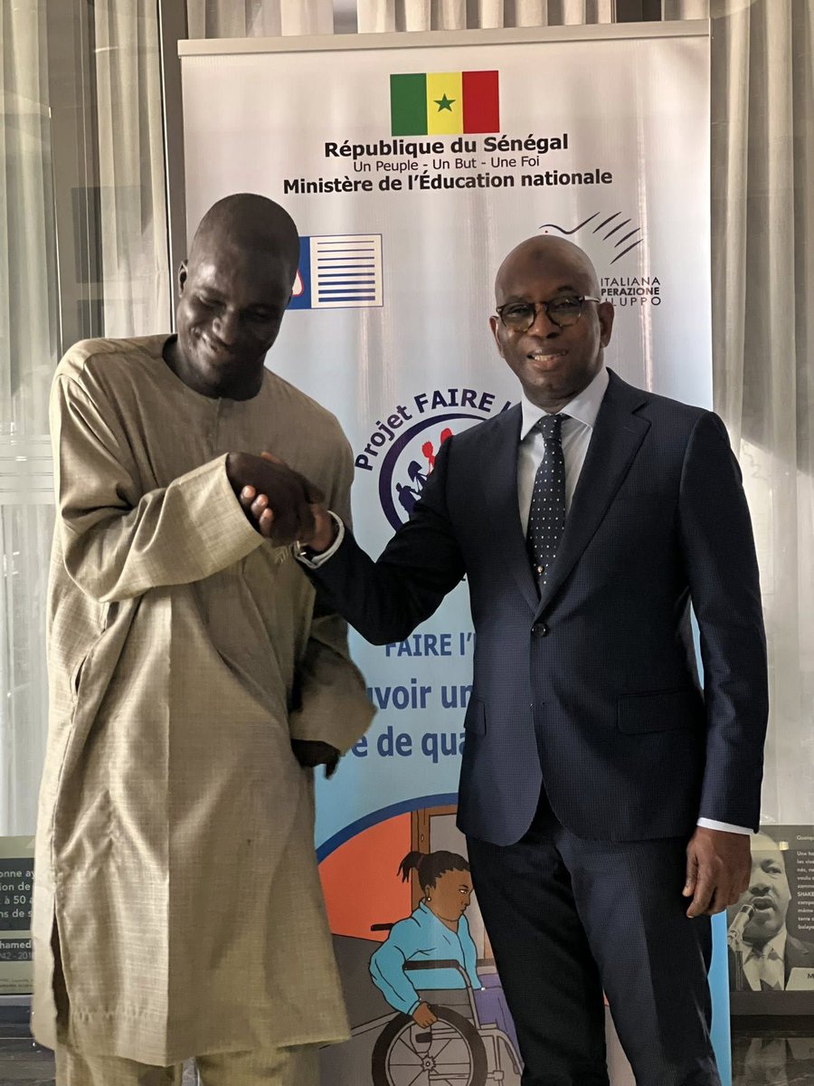 Le Ministre de l’Éducation nationale , Moustapha Guirassy et le nouveau bachelier Pape Natango Mbaye 🌹

Des images qu'on aime voir 🤩