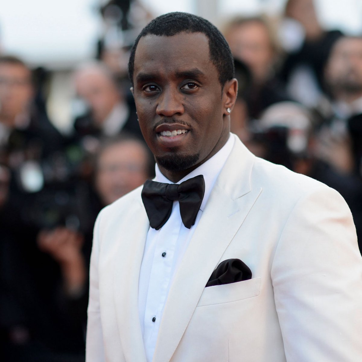 HotNewHipHop's tweet photo. Donald Trump is reportedly considering granting Diddy a full presidential pardon ahead of his upcoming sentencing. https://t.co/I6uxJkYBs6