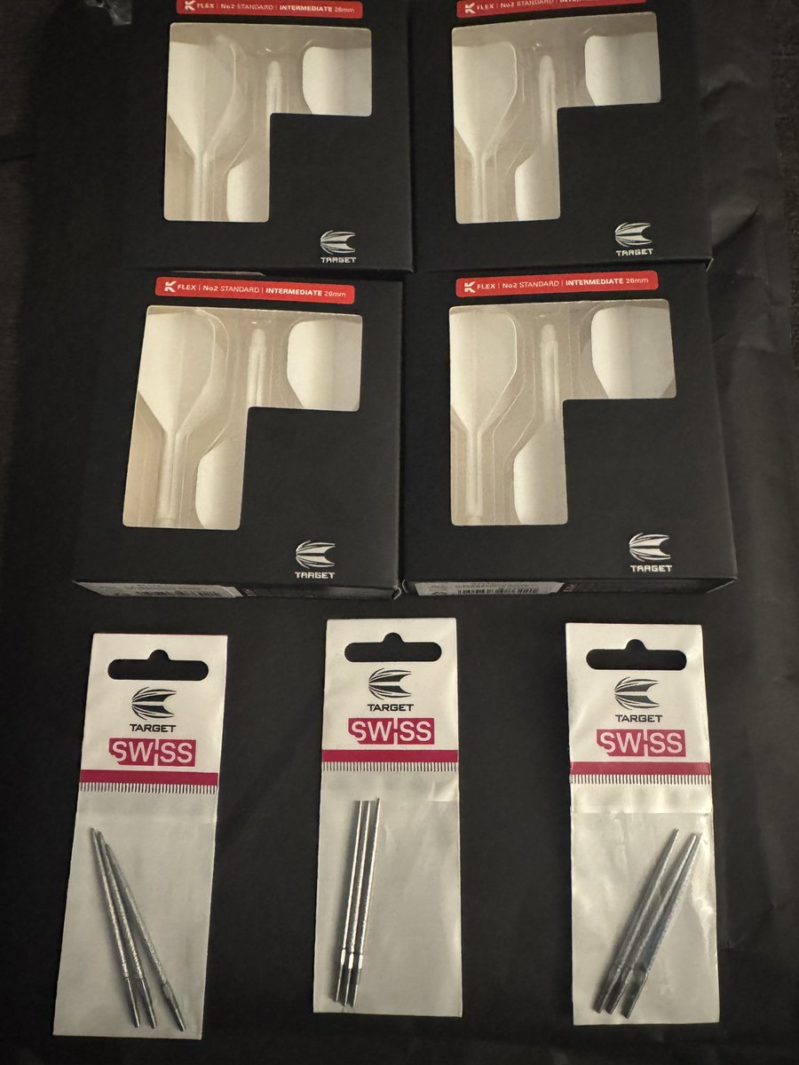 Thank you to <a href="/lorraine180/">lorraine winstanley</a> and <a href="/TargetDarts/">Target Darts</a> for sending me out kflex and points
