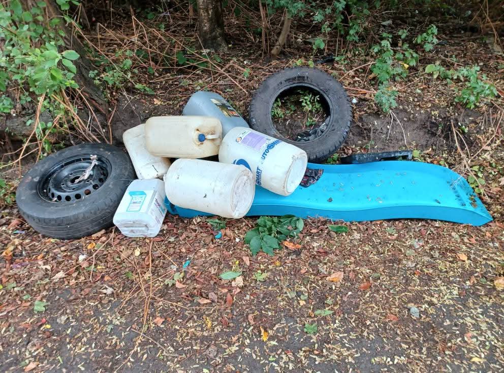A massive shout-out to Timothy for an incredible 4-hour litter pick in #Tipton. He filled 5 bags and tackled some huge finds, including wheels, big containers, and a slide near Carnegie Street. Thanks for all your hard work, Timothy.  #TiptonCleanUp #sandwell #LitterPicking