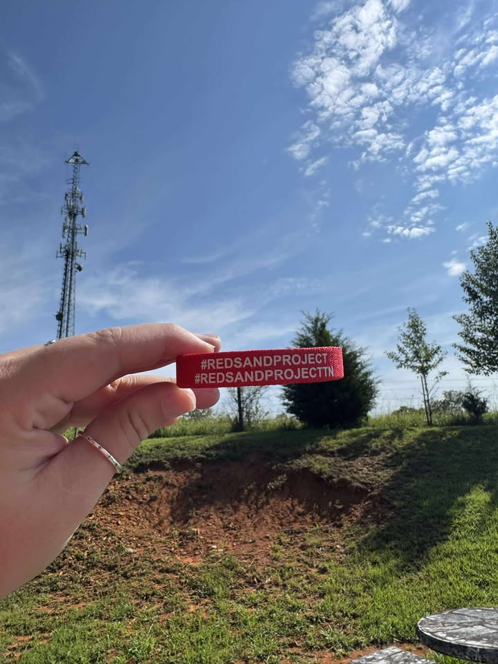 SullivanHealth's tweet image. Starting off the day with our first stop for the Red Sand Project! We will be in Kingsport at 1 if you would like to help bring awareness.
@TNDeptofHealth 
******************
#RedSandProject #ithastostop #ithastostoptn #redsandprojecttn