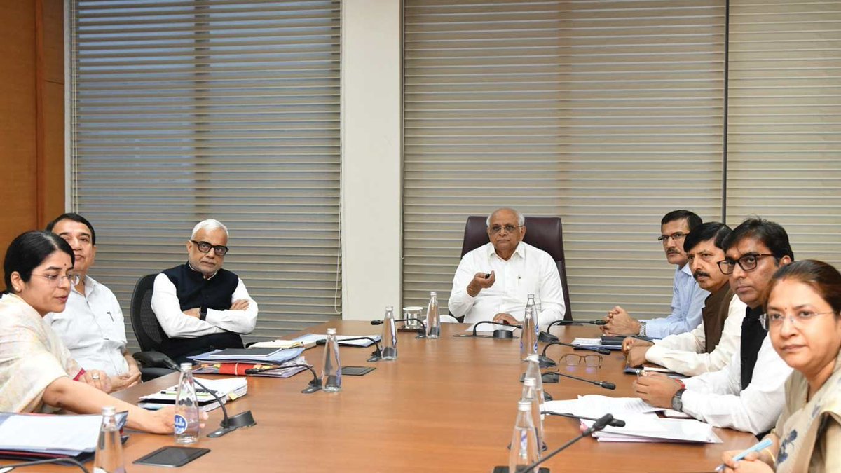 t0b1a5_c's tweet image. Gujarat unveils its AI 2025-2030 Action Plan to skill 2.5 lakh people, boost innovation, and drive smart governance across sectors like healthcare, agriculture, and fintech!   knnindia.co.in/news/newsdetai…