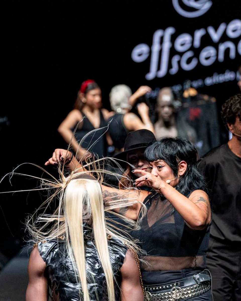 La Pasarela Hair Look será uno de los grandes protagonistas de #SalonLook25

Del 17 al 19 de octubre

👉 Supernova Artero Awards
👉 AIPP Awards, por 1ª vez en Madrid

Descubre todas las novedades que te esperan en el salón líder de la belleza integral.

ℹ️ifema.es/salonlook/nota…