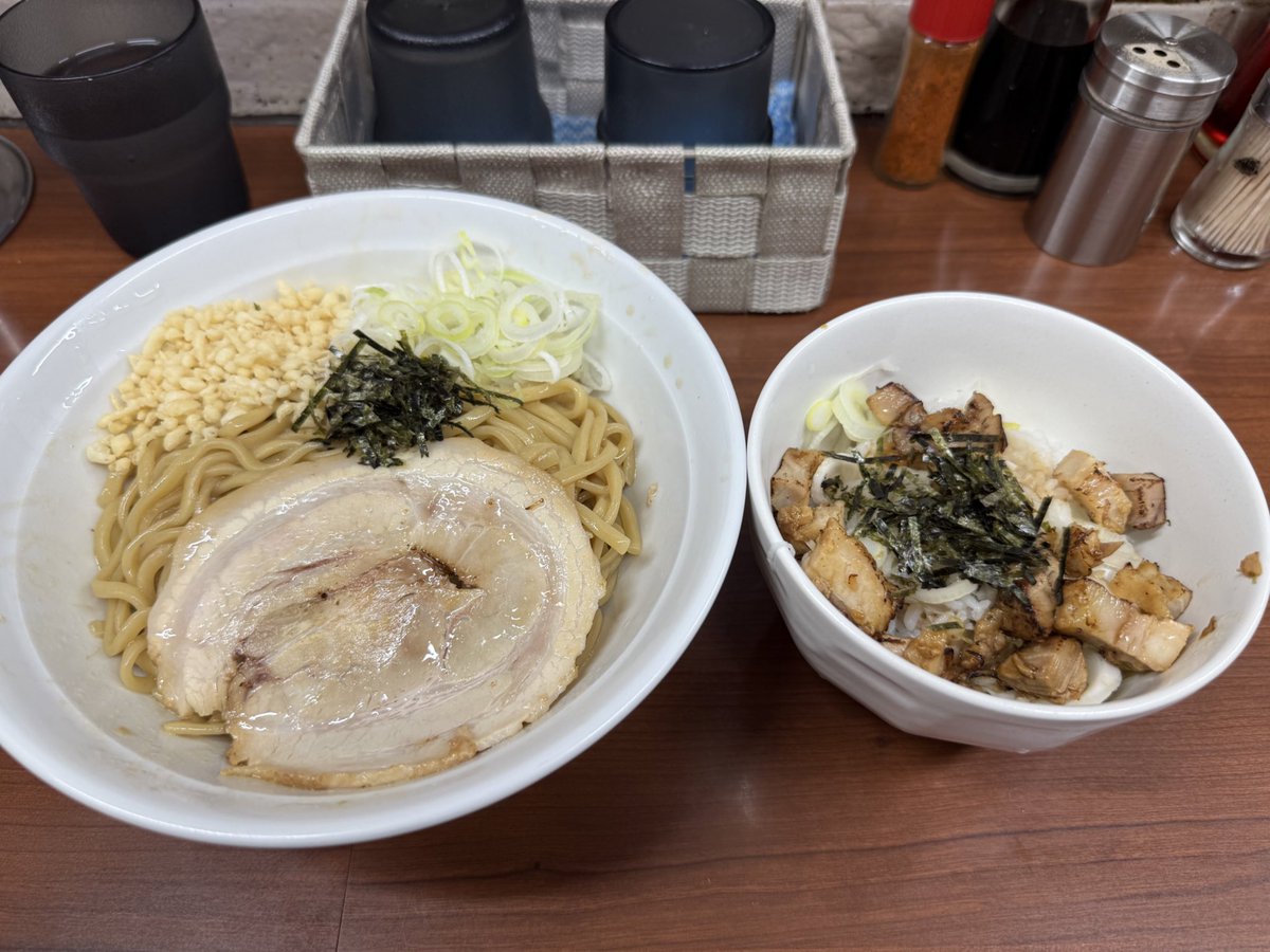 やっぱりフットサル後は適切な塩分補給だな！