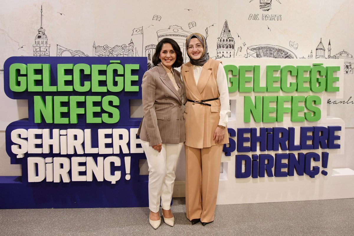 Hilal Ayık 🇹🇷 (@ayikhilal) on Twitter photo 📍AK Parti Genel Merkezi
Genel Başkan Yardımcımız, Çevre ve Şehircilik Politikaları Başkanımız
Sayın <a href="/sevilay_tuncerr/">Sevilay TUNCER</a>’i, Genel Merkez Kadın Kolları Başkanımız, İstanbul Milletvekilimiz
Sayın <a href="/tugbaisikercan/">Tuğba IŞIK ERCAN</a>, Genel Merkez Kadın Kolları Yerel Yönetimler Başkanımız Sayın 📍AK Parti Genel Merkezi
Genel Başkan Yardımcımız, Çevre ve Şehircilik Politikaları Başkanımız
Sayın <a href="/sevilay_tuncerr/">Sevilay TUNCER</a>’i, Genel Merkez Kadın Kolları Başkanımız, İstanbul Milletvekilimiz
Sayın <a href="/tugbaisikercan/">Tuğba IŞIK ERCAN</a>, Genel Merkez Kadın Kolları Yerel Yönetimler Başkanımız Sayın