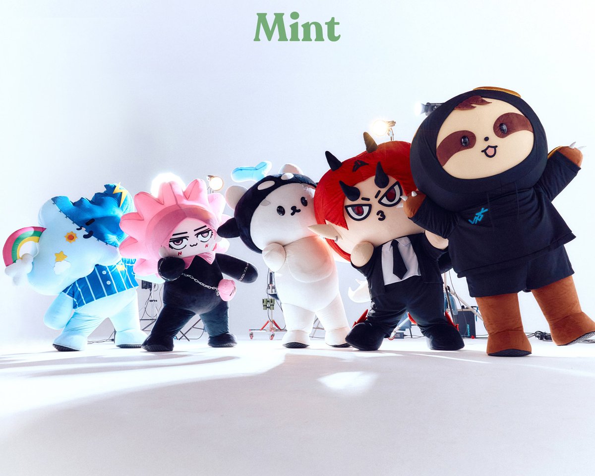 ซังไปถ่ายงานกับน้องๆ มาฮะะ อุนยาย เจ่เจ้
ฝาก #MintDebut ของ Mint Vol.29 นะฮับบ💚

#MintDebutXGMMTVFandomCharacters 
#MintVol29
#MintMagTH
#GMMTV