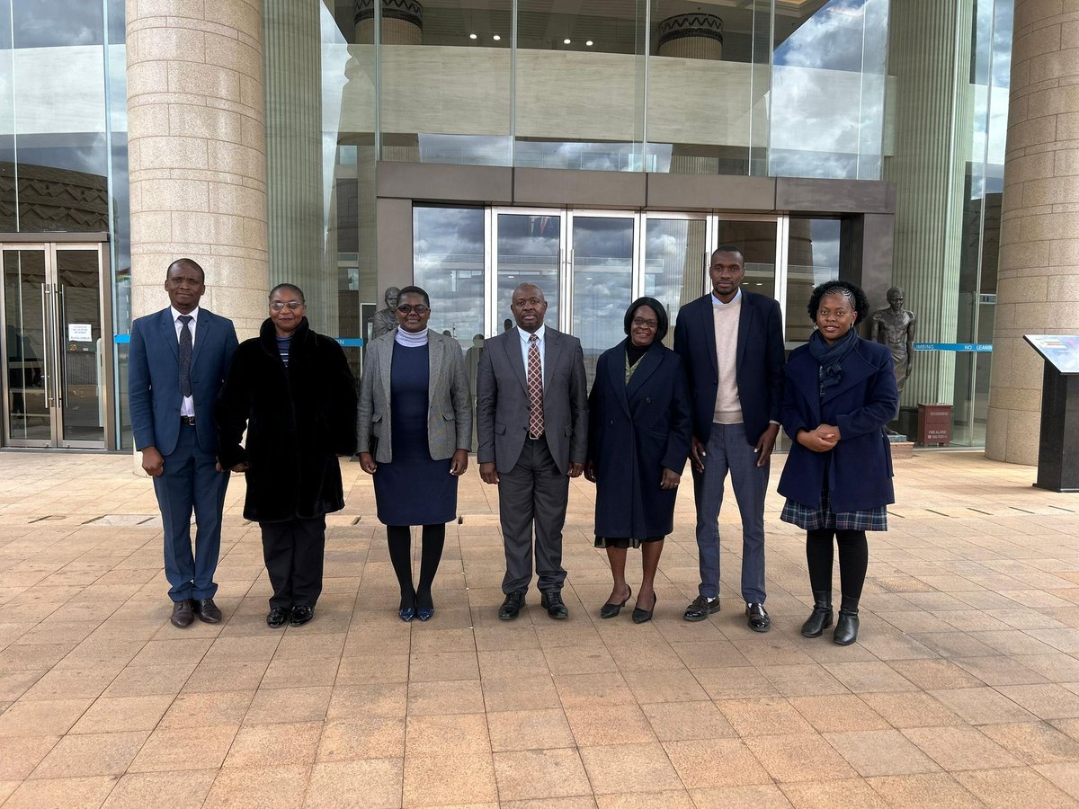 Min_of_IC's tweet image. Ministry Engages Parliament on Job Creation &amp;amp; Economic Growth

@Min_of_IC yesterday met with the Parliamentary Portfolio Committee on #SDGs to discuss efforts toward #SDG8—"Promote sustained, inclusive and sustainable economic growth, full and productive employment and...