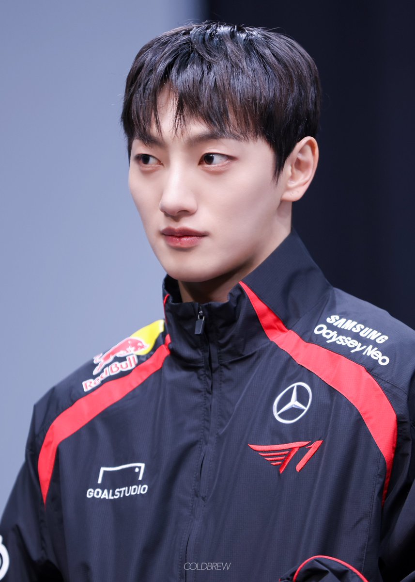 241113 MUSICART FANSIGN EVENT✨HQ 

#배너 #VANNER #영광 #안영준 #YEONGGWANG