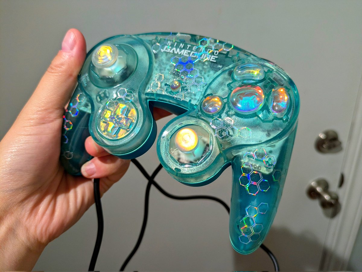 Kubby | SALE SALE SALE!!!!✧ (@kubbymo) on Twitter photo Holographic tinted GameCube Controller Holographic tinted GameCube Controller