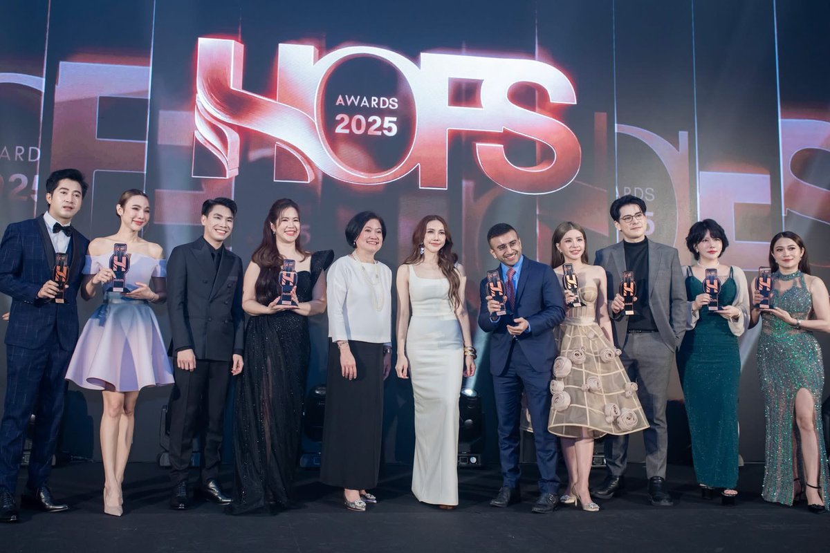 WinWinPRPlus's tweet image. 🏆 HOFS Awards 2025
ไม่ใช่แค่รางวัล แต่คือการยกย่องแรงบันดาลใจที่พิสูจน์ด้วยผลงานและความสำเร็จอย่างแท้จริง

•บริษัท วิน วิน พีอาร์พลัส จำกัด•

📞 โทร : 02-048-6265
📲 Line : @winwinprplus

#HOFS2025 #HOFSAwards2025 #HallOfFameinSingapore