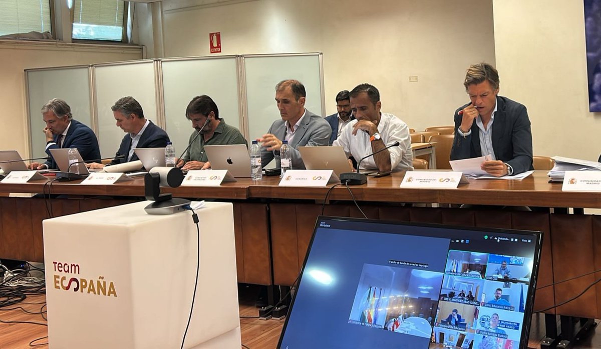 La Conferencia Sectorial del Deporte, reunida en la sede del Consejo Superior de Deportes (CSD), para impulsar el Plan Director de Deporte Inclusivo hasta 2028

En dicho acto estuvo presente el viceconsejero de Actividad Física y Deportes del Gobierno de Canarias, Ángel Sabroso