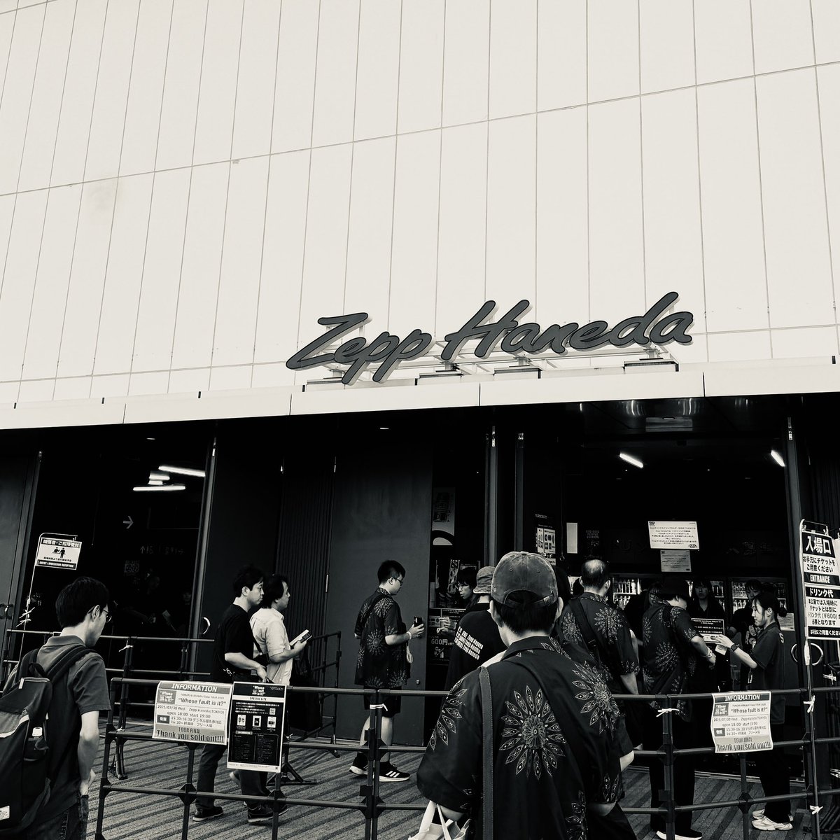 楠木ともり　Whose fault is it? ランダムガチャ　シークレット グッズ会場販売詳細のお知らせ】TOMORI KUSUNOKI Zepp TOUR 2025