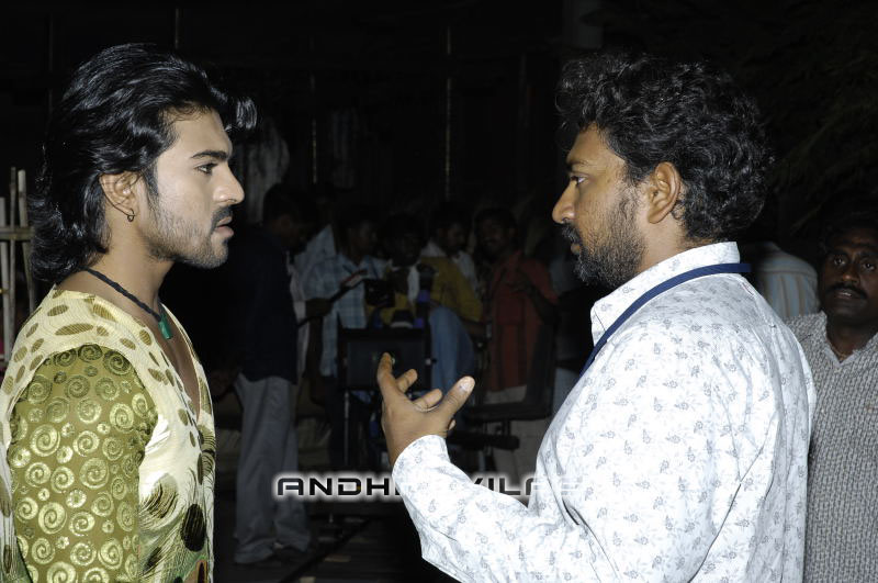 Yegaresthe Yethukupotha π¦
π₯ (@hemanthsayz) on Twitter photo Unseen working stills of #Magadheera
β€βπ₯
<a href="/AlwaysRamCharan/">Ram Charan</a> <a href="/ssrajamouli/">rajamouli ss</a>
#16YearsOfHistoricIHMagadheera Unseen working stills of #Magadheera
β€βπ₯
<a href="/AlwaysRamCharan/">Ram Charan</a> <a href="/ssrajamouli/">rajamouli ss</a>
#16YearsOfHistoricIHMagadheera