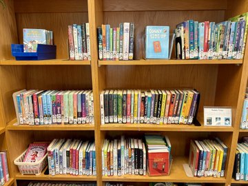 Lori Tecler (@loritecler) on Twitter photo <a href="/TheConstantRead/">The Constant Reader</a> Hi! I'm Lori, librarian in Maryland.
We all know readers judge books by their covers & I want to help our school's readers do that!
We need bins to display books w/covers facing front.
I'd love help to #ClearTheList & make our shelves more reader friendly!
amzn.to/43KjrBl <a href="/TheConstantRead/">The Constant Reader</a> Hi! I'm Lori, librarian in Maryland.
We all know readers judge books by their covers & I want to help our school's readers do that!
We need bins to display books w/covers facing front.
I'd love help to #ClearTheList & make our shelves more reader friendly!
amzn.to/43KjrBl