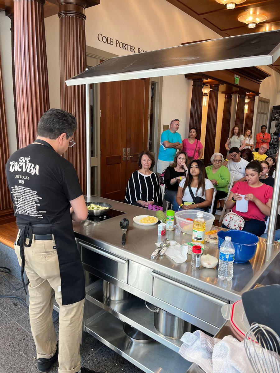 IndianaHistory's tweet image. Visit IHS for our monthly taste of history! Join us August 13 for historic 1800s recipes with Amber Oldenburg. Take a break and enjoy the stories and smells of the dishes that make up our food heritage. For more info and other dates in our series, visit: indianahistory.org/events/flavors…