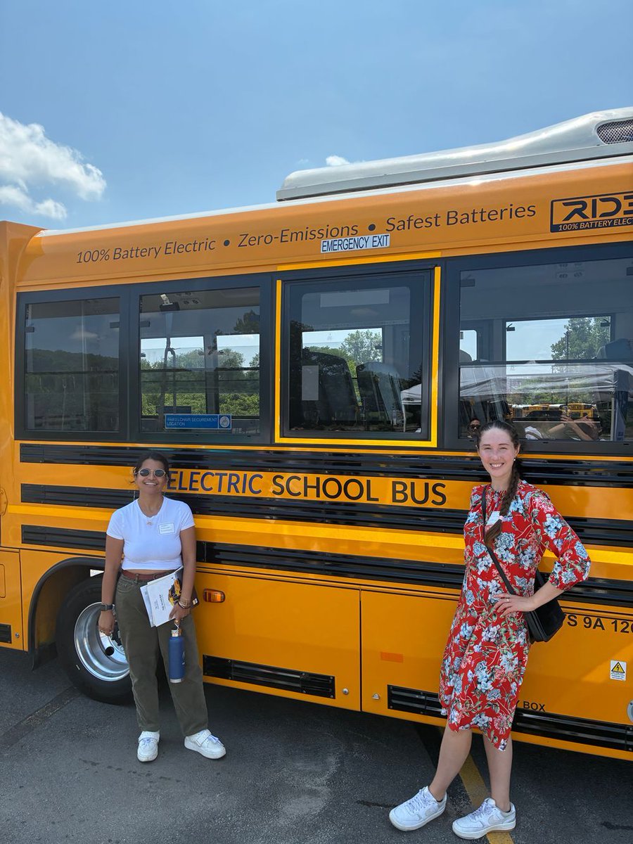 PowerOptions (@poweroptions) on Twitter photo 🚌 Great turnout at last week's #ElectricSchoolBus Ride & Drive in Worcester!
3 bus models, lots of test drives, and school districts learning about #FleetElectrification. Thanks to <a href="/MassCEC/">Massachusetts Clean Energy Center</a>, @VEIC & Worcester Schools for co-hosting! 💪🏼
#CleanTransportation 🚌 Great turnout at last week's #ElectricSchoolBus Ride & Drive in Worcester!
3 bus models, lots of test drives, and school districts learning about #FleetElectrification. Thanks to <a href="/MassCEC/">Massachusetts Clean Energy Center</a>, @VEIC & Worcester Schools for co-hosting! 💪🏼
#CleanTransportation