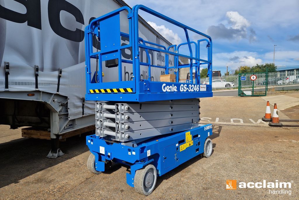Ready to Rise with the Genie GS-3246 Scissor Lift?🚧 

Ideal for indoor and outdoor use on level surfaces, this electric scissor lift offers a working height of up to 11.75m.

Compact &amp; manoeuvrable
E-Drive efficiency
Perfect for maintenance, installation &amp; warehouse tasks