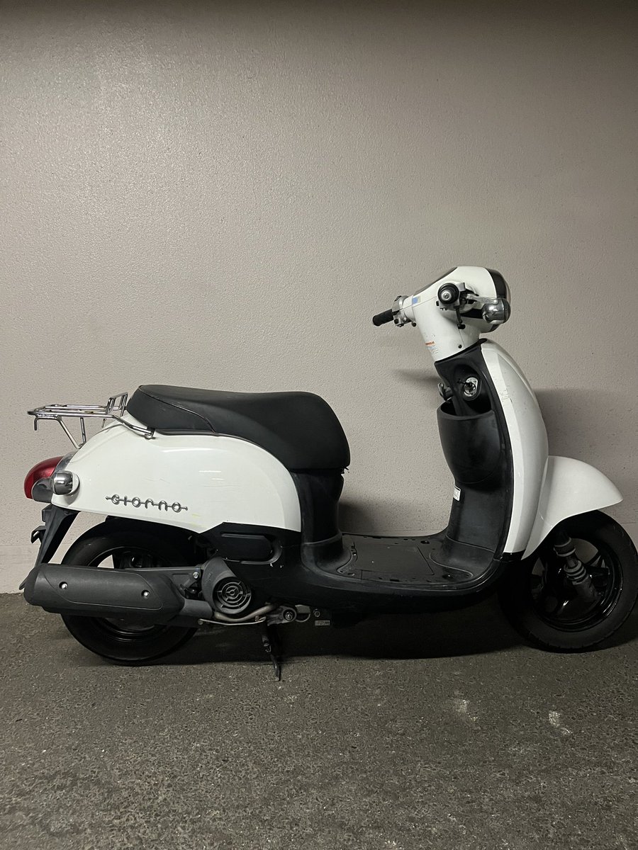 motogarageL's tweet photo. 車種: ホンダ　ジョルノ
メーター表示距離: 約9587km
車体番号: AF70
鍵/書類: キー1本/登録書類あり

詳細公式LINEまで♪

#原付売ります　#バイク売ります https://t.co/fwy0qgh75M