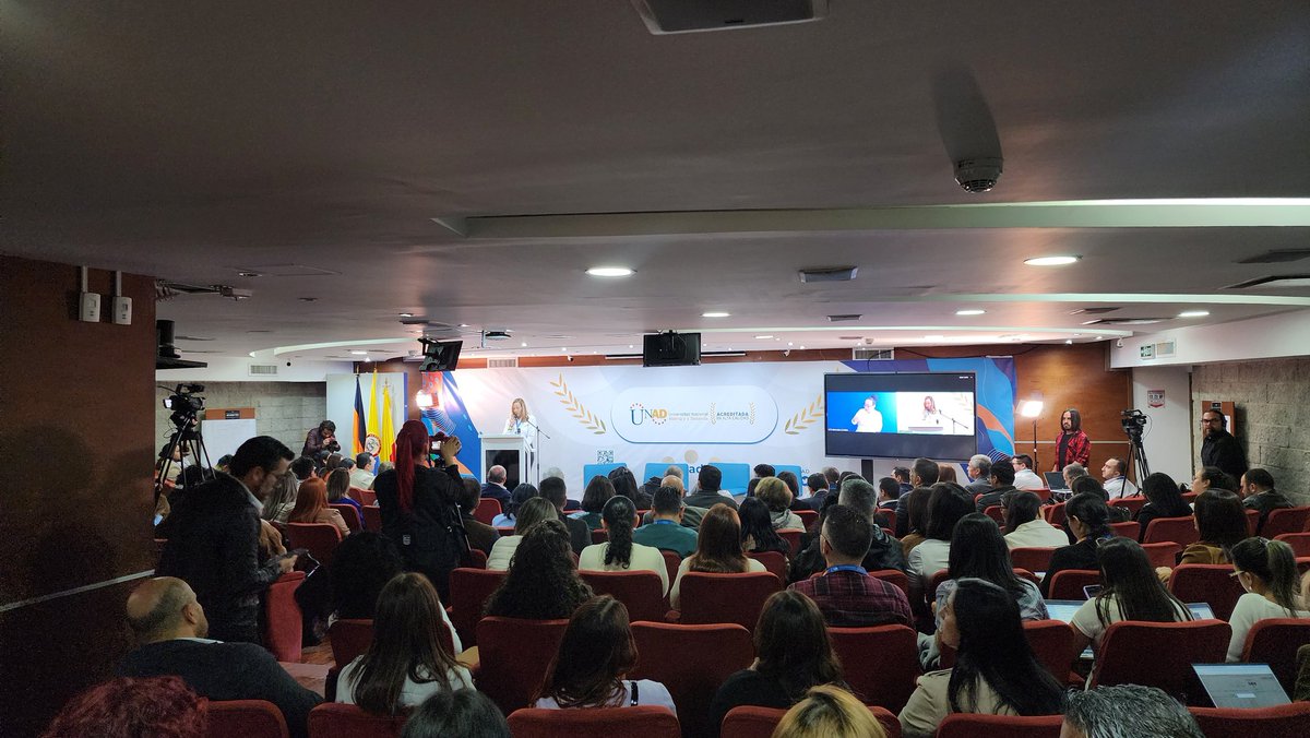 📢¡Hoy arrancamos oficialmente el Despliegue Estratégico UNAD 2025 en la <a href="/UNAD_ZCBC/">UNAD Zona Centro Bogotá Cundinamarca</a>!

📍Una jornada para conectar experiencias, visibilizar impactos, proyectar redes y fortalecer la transformación educativa desde nuestro territorio. 🤝

📚 Reflexión académica, resultados,