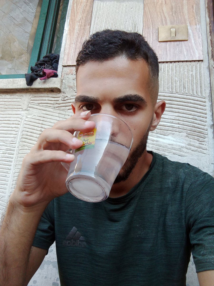 mahmoudjarada21's tweet photo. 2359/2500$
 Today my family and I drank water with salt to silence the deadly hunger in Gaza. No food, no money only unbearable pain. We are living on the edge of death Please help us with your support. 
only 141$ So we can get a small bite for the family
https://t.co/DQIR7VhvjP https://t.co/0IkZlOzBNK