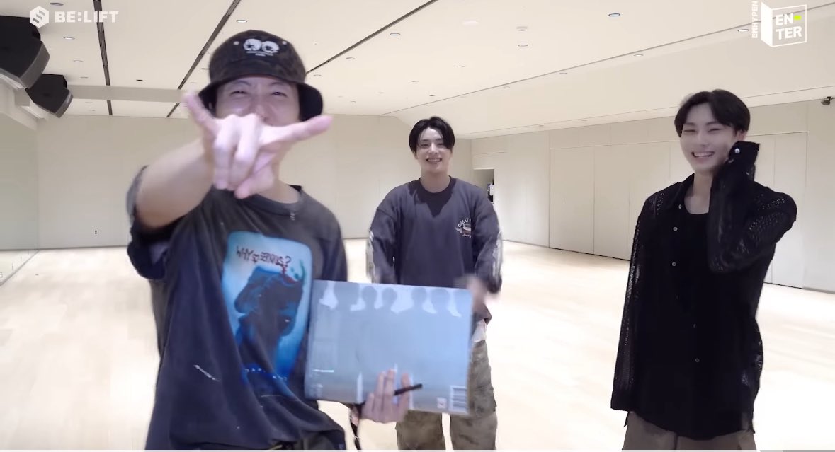 セブチ　ホシ
アチズ　ユノ
バンタン　ホビ

ダンスチャレンジで一緒に出てる💕
他グルと絡むの楽しい😆
youtu.be/Z8YndpmRaE4?si…