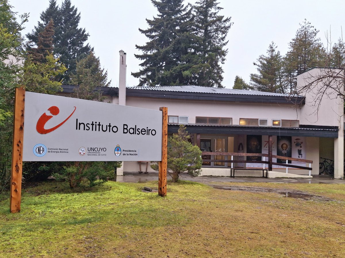 70 años de formación académica: el Balseiro invita a una jornada especial para celebrar / bit.ly/noticiabalseir…

El Instituto Balseiro celebra sus 70 años de historia con una jornada especial repleta de actividades. La cita es el 1 de agosto, con entrada libre y gratuita.