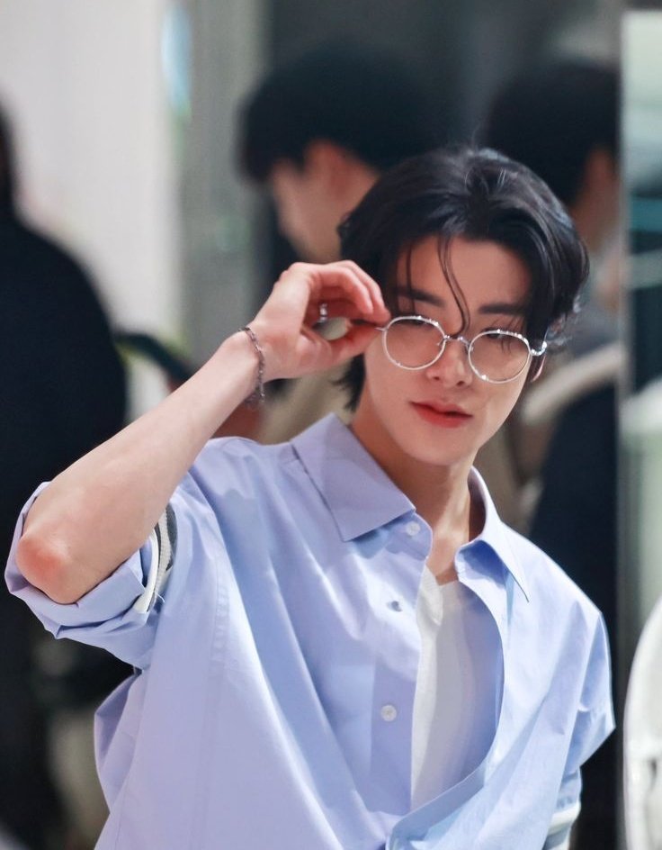 kafkahalford's tweet image. Telah dilakukan penandatanganan dokumen-dokumen akuisisi kepemilikan Virtuous Bank. Nantinya akan bernama Arcus Bank di bawah holding Argenti Co. Ltd.