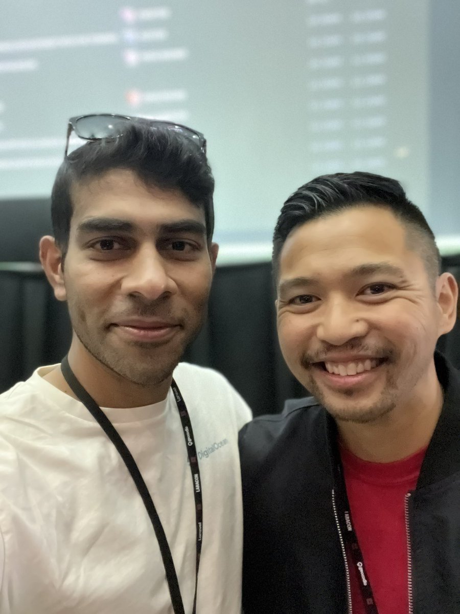 with <a href="/chris__sev/">Chris Sev</a> at <a href="/LaraconUS/">Laracon US</a> 

Represent <a href="/digitalocean/">DigitalOcean</a> ;)