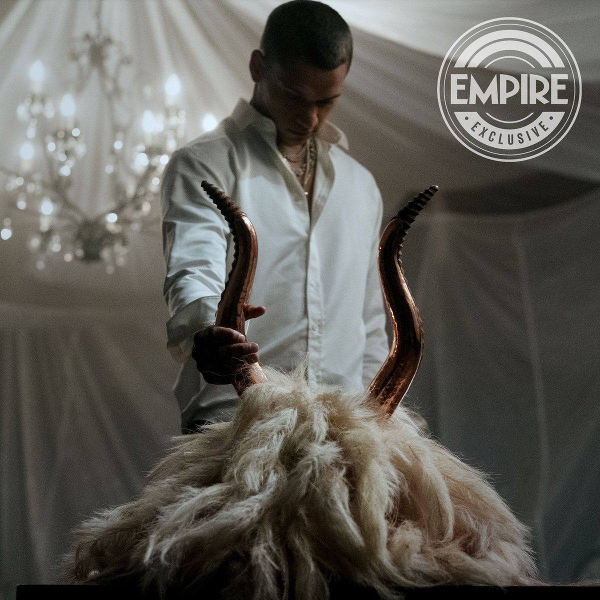 EXCLUSIVE 🏈

Justin Tipping's incoming horror HIM – produced by Jordan Peele – will take sports movie tropes and send them to hell.

"It feels like we’re in Friday Night Lights," the director tells Empire, "[then we] let it become Nosferatu."

Read more: empireonline.com/movies/news/hi…