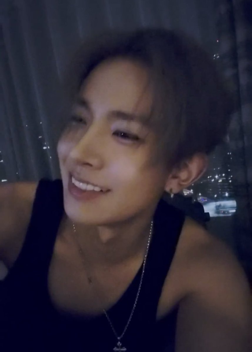 welltstars's tweet image. this unreal fucking insanity of a man…