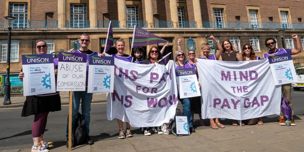 UNISON Eastern (@unisoneastern) on Twitter photo ✊ Forced into a third day of strikes, @mindcharity counsellors took their battle to the streets of Norwich today, winning public support for their petition.
🙌Thanks for local MP <a href="/labourlewis/">Clive Lewis MP</a> for dropping by to lend his solidarity!
Sign now: action.unison.org.uk/page/173007/pe… ✊ Forced into a third day of strikes, @mindcharity counsellors took their battle to the streets of Norwich today, winning public support for their petition.
🙌Thanks for local MP <a href="/labourlewis/">Clive Lewis MP</a> for dropping by to lend his solidarity!
Sign now: action.unison.org.uk/page/173007/pe…