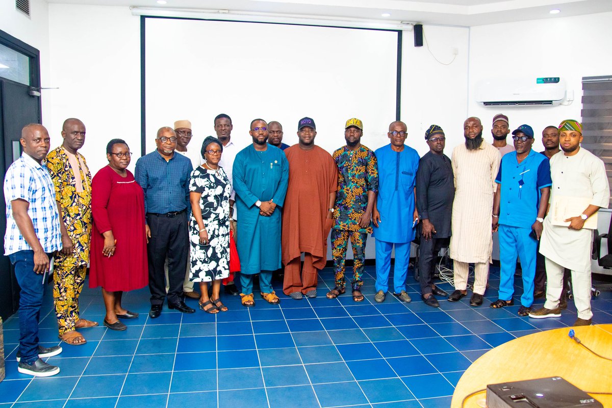 We were warmly received by the Managing Director, Engr. Muktaar Tijani, the ES Operations, Mrs. Omolanke Taiwo, alongside members of the distribution and production departments.