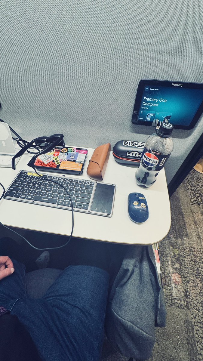 jaysonstreet's tweet image. Some pics from traveling back to the dumpster fire! Though I’m leaving tomorrow for 2 weeks in Vegas! Can’t wait to see my #HackerFam I’m hoping this is the trip I can remember how to be happy after the last few years of faking it I’ve forgotten what it really feels like! 🤷🏻‍♂️