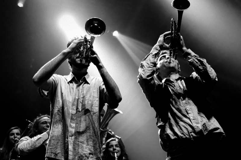 🎺 Et si la trompette était aussi un allié bien-être ?
Souffle, concentration, détente, émotions :
👉 latrompette.eu/2025/07/28/tro…
Un article à lire sans modération 🎶
#BienÊtre #Trompette #Musicothérapie #SantéMentale #latrompetteeu #coursdetrompette #trompette #ecoledemusique