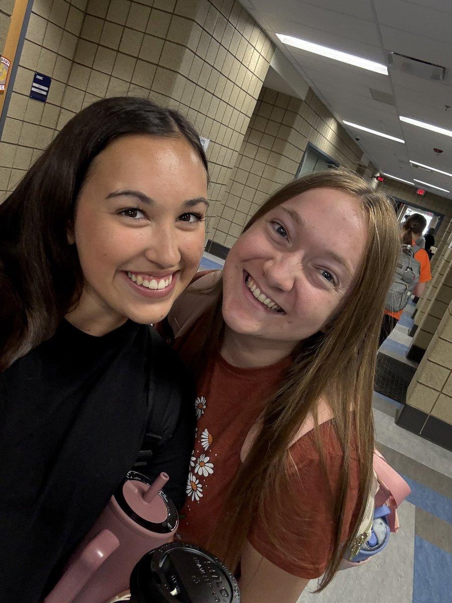 Got to dive into math fluency and different features with the Polypad on ADM and Check in Check out at ElevatED this morning!

Also, checked out the coffee truck ☕️

#elevatED #kcsd #pinerelementary