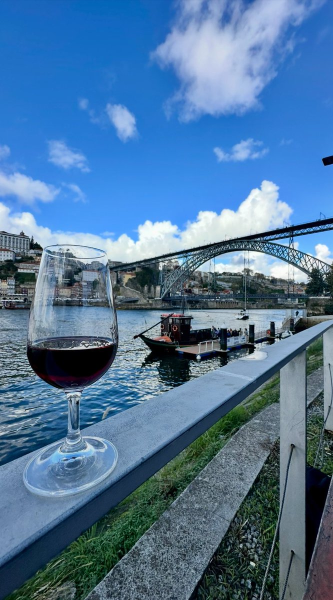 ouzstar's tweet photo. @digerkm Porto♥️ https://t.co/VRLPjdHt4i