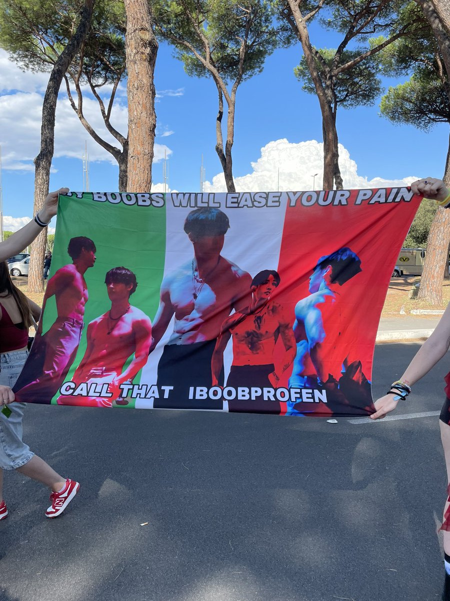 aliss_serafym's tweet image. non commento perché non c’è bisogno #dominATE_ROME