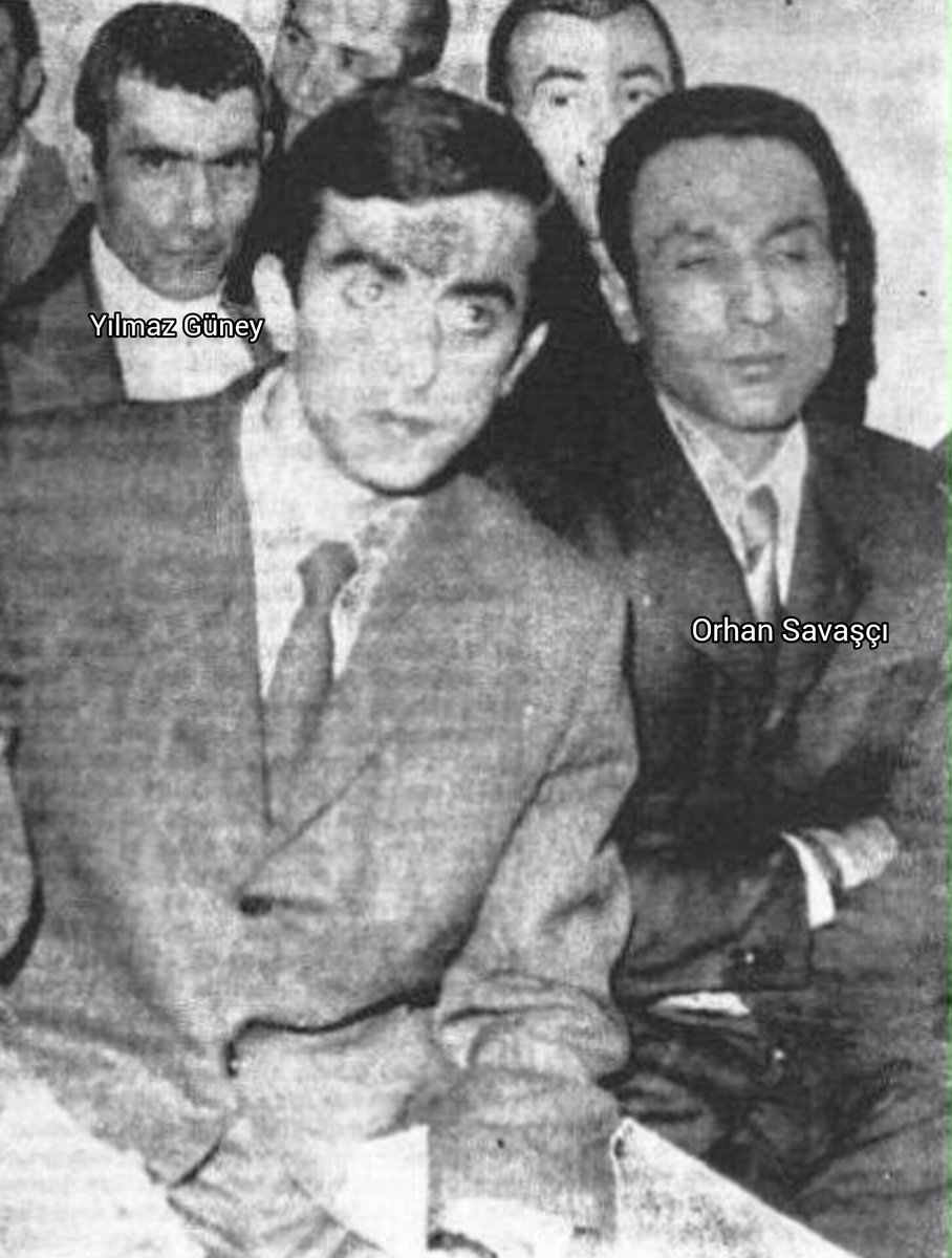 Mahir Çayan'ın kayınbiraderi
Hava Kuvvetleri Proleter Devrimci Örgütü kurucusu, Yüzbaşı Orhan Savaşçı ve Mahir Çayan'ı kendi evinde saklayan Yılmaz Güney THKP-C davası  sırasında sıkıyönetim mahkemesinde.