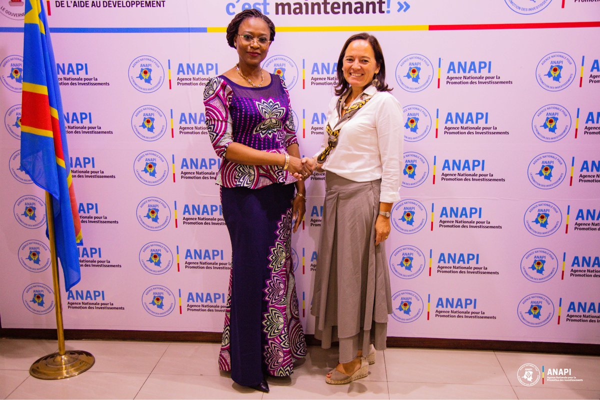 Kinshasa, 30 juillet 2025

RDC –Belgique Coopération économique : L’Ambassadrice de Belgique reçue en visite de courtoisie à l’ANAPI

L’Agence Nationale pour la Promotion des Investissements (ANAPI) a accueilli ce jour Son Excellence Madame Roxane De Bilderling, Ambassadrice du