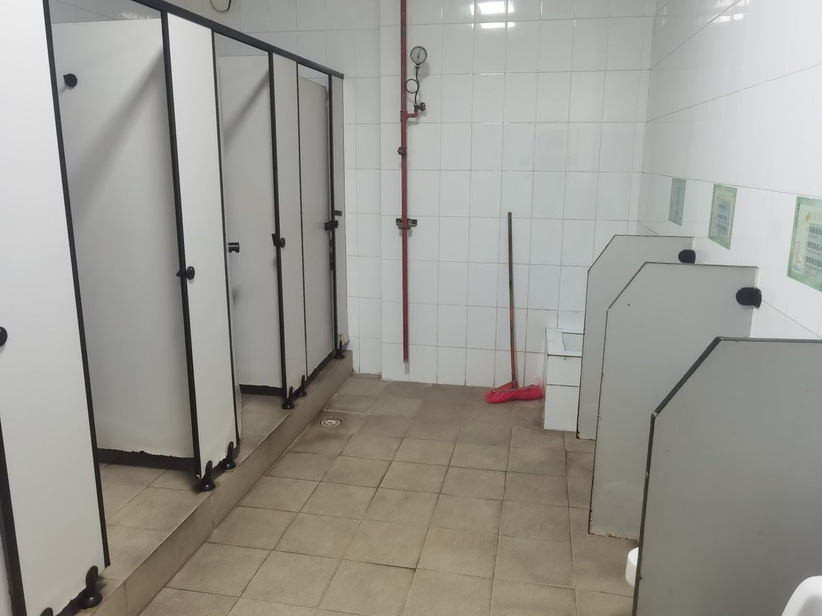 blacksockfun1069 tweet media