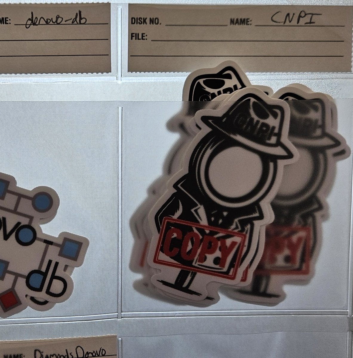 Excited to share that the Copy Number Private Investigator (CNPI) laptop stickers have arrived at <a href="/TNTurnerLab/">TNTurnerLab</a>! You can find them in the Couch Building (usual locations). Check out the project here: github.com/TNTurnerLab/CN… #genomics #bioinformatics #cnv