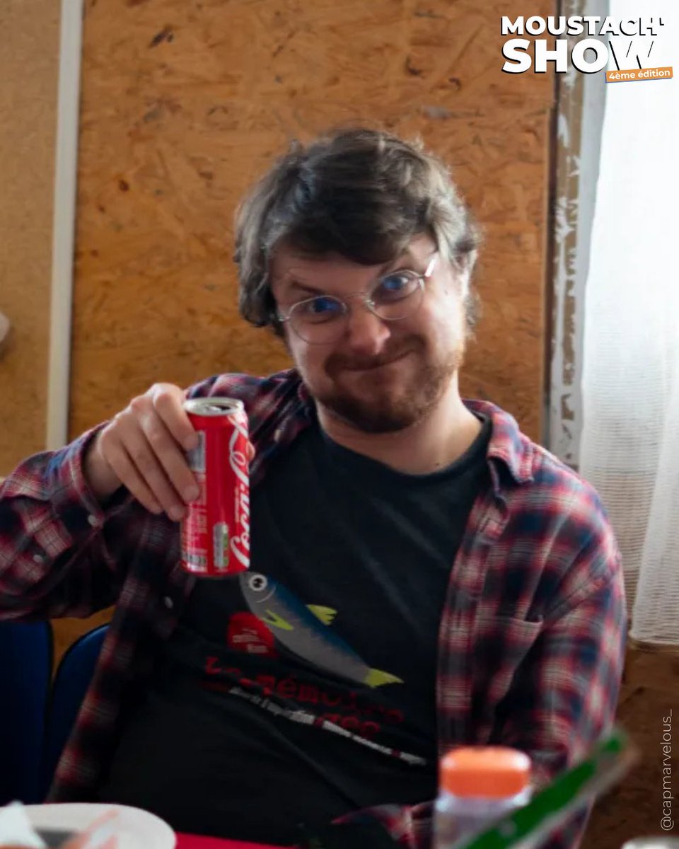 Moustach'Show tweet media