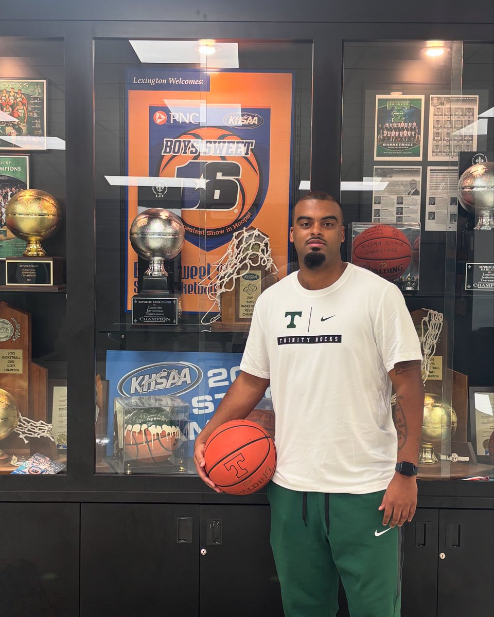 We are thrilled to announce that Quentin Snider is joining our Trinity Basketball Coaching Staff! The former Louisville Cardinal, and 2014 Kentucky Mr. Basketball, joins the staff after five years of playing professionally overseas. Welcome to the Trinity Family, Q! ☘️🏀