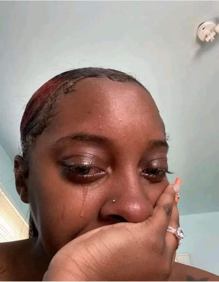 Fuck relationship 💔😭 
Fuck courtship 💔😭 
Fuck marriage 💔😭 
Fuck love 💔😭
I swear love is just a word it's no longer in existence 💔😭