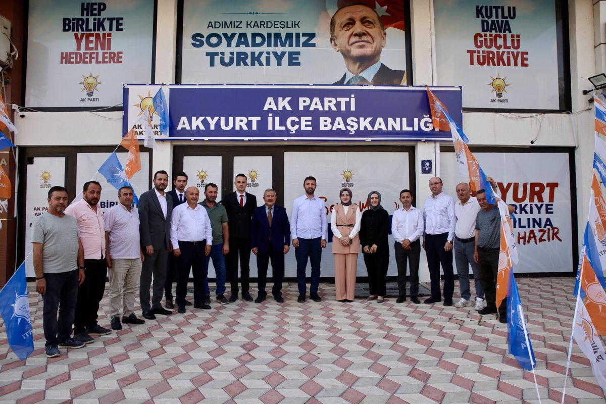 Hilal Ayık 🇹🇷 (@ayikhilal) on Twitter photo AK Parti Akyurt İlçe Başkanımız
Sn. <a href="/myildirim_06/">Murat Yıldırım 🇹🇷</a> ve yönetim kurulumuzu Ankara Milletvekilimiz Sn. <a href="/orhanyegin/">Orhan YEGİN</a> ve meclis üyelerimizle ziyaret ettik.
AK Parti Akyurt ailesi Akyurt’a ve milletimize hizmet yolunda her zaman hazır. AK Parti Akyurt İlçe Başkanımız
Sn. <a href="/myildirim_06/">Murat Yıldırım 🇹🇷</a> ve yönetim kurulumuzu Ankara Milletvekilimiz Sn. <a href="/orhanyegin/">Orhan YEGİN</a> ve meclis üyelerimizle ziyaret ettik.
AK Parti Akyurt ailesi Akyurt’a ve milletimize hizmet yolunda her zaman hazır.