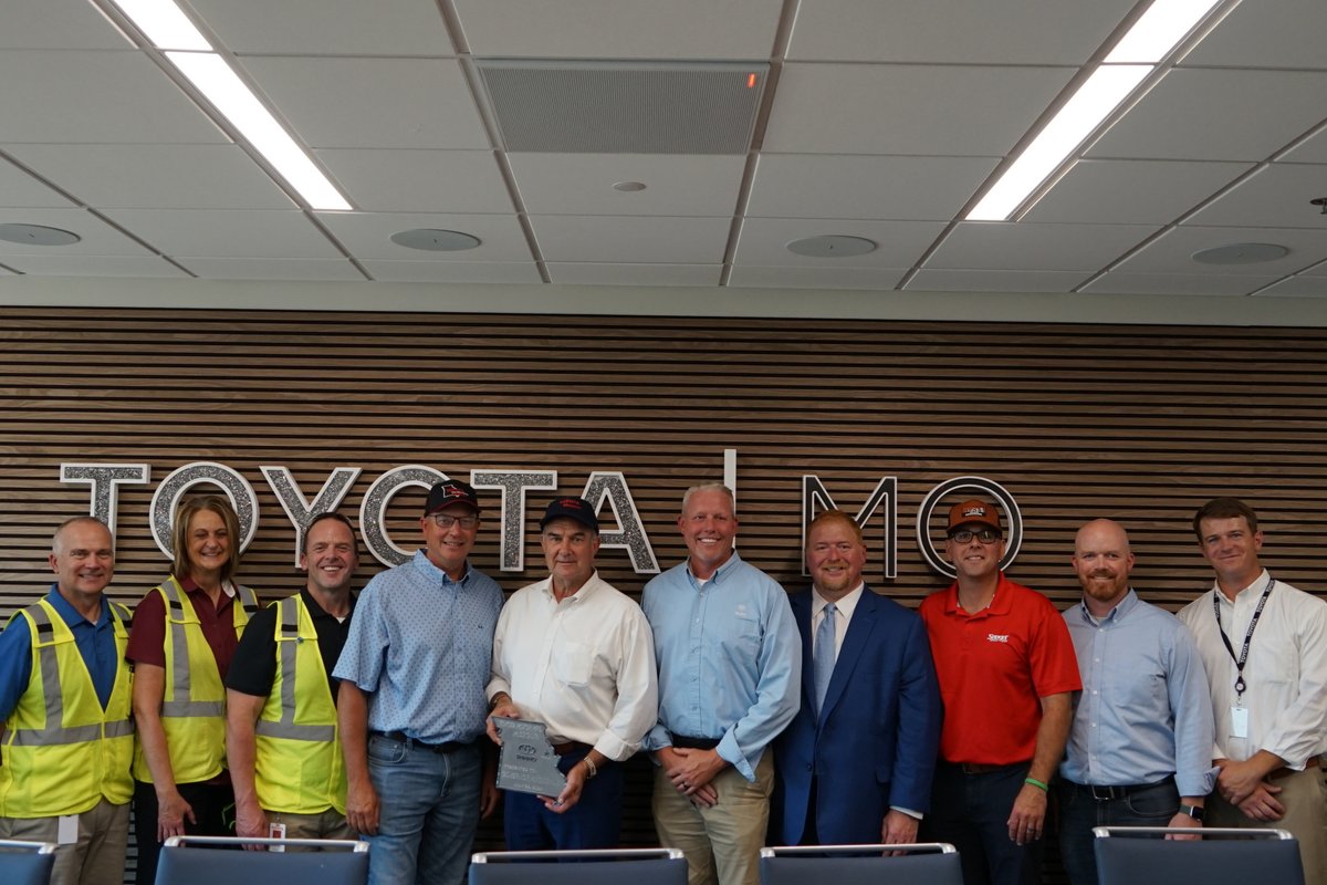 It’s always a good day when we get to talk cars — and even better when it’s at a facility that employs over 1,000 Missourians.

Thank you to Toyota Manufacturing Missouri for the warm welcome and for investing in Lincoln County. Their continued commitment is building success