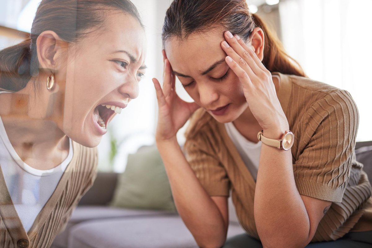 retosfemeninos.com/profiles/blogs…
"LAS SEÑALES DE NUESTROS CONFLICTOS"  Abrir nuestra mente para darnos cuenta que hay caminos diferentes que podemos recorrer, es como abrir una ventana y permitir que la luz y el sol penetren.  Quizás el problema que estás viviendo te está ayudando a