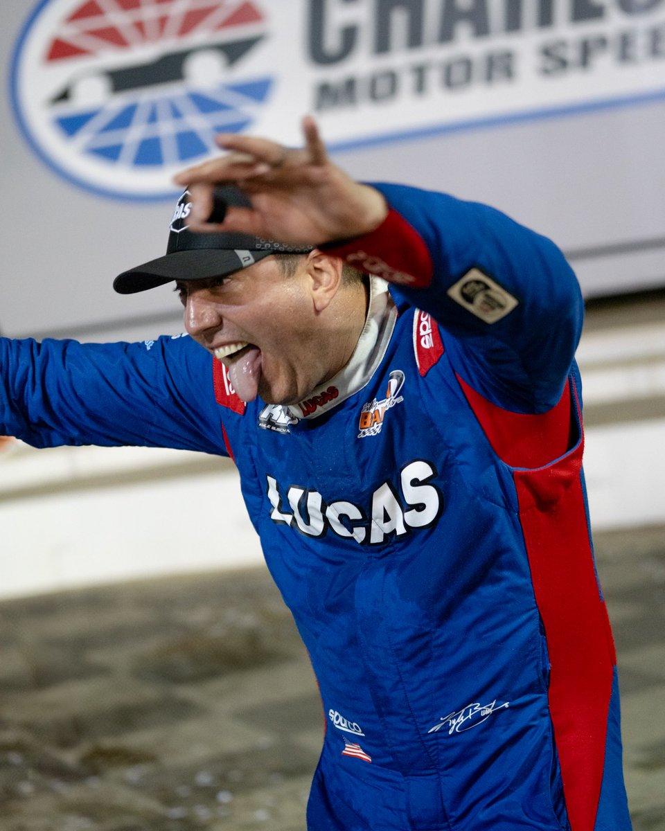 Brex championship got me like🤪

So proud of Brex and his <a href="/SERVPRO/">SERVPRO</a> #18B team!! Big accomplishment!👏🏻👏🏻